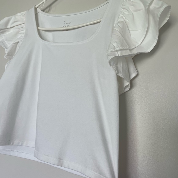 NWOT A New Day Flutter Sleeve Top - Picture 6 of 6